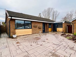 Photo 9- click for photo gallery